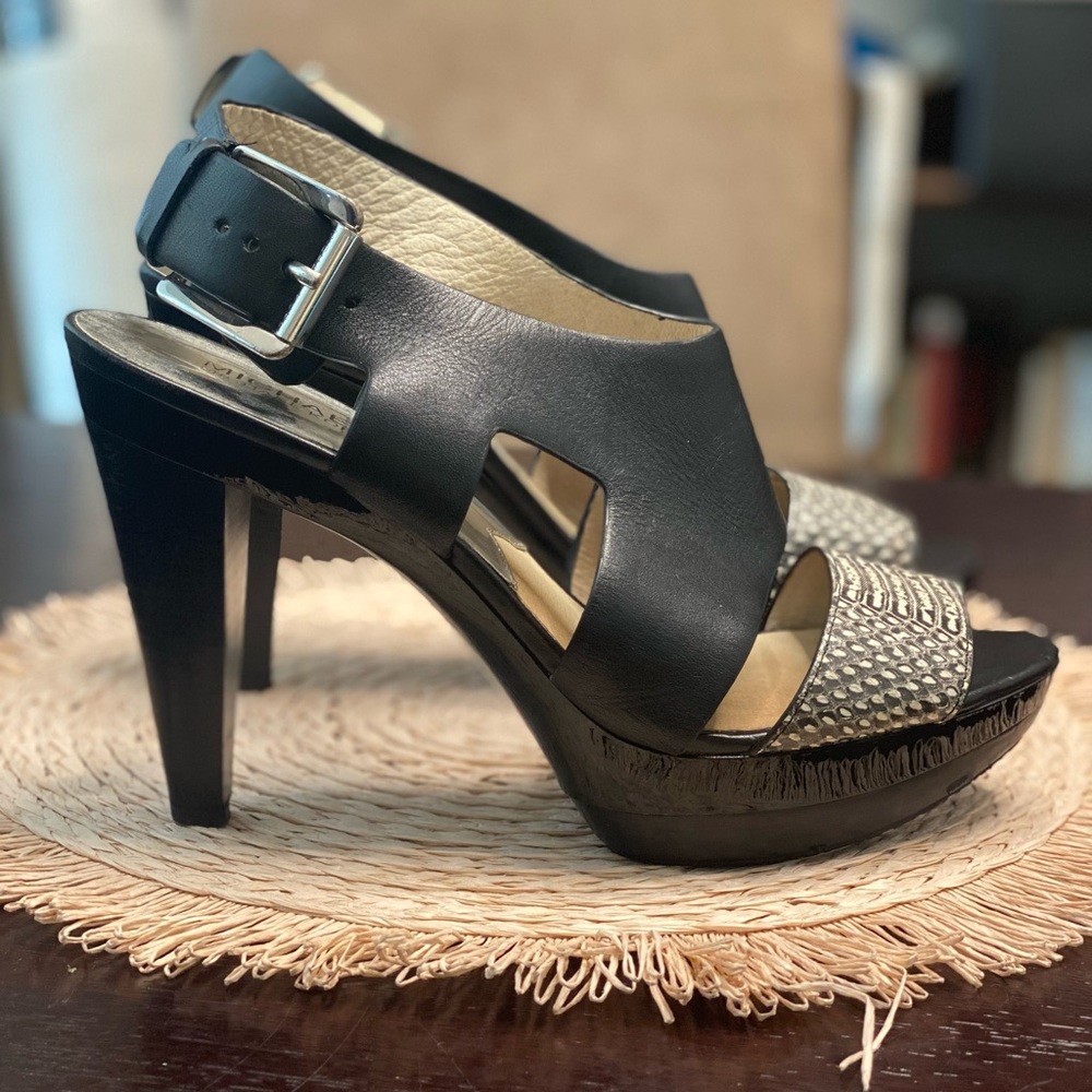 MICHAEL Michael Kors Carla platform heels
